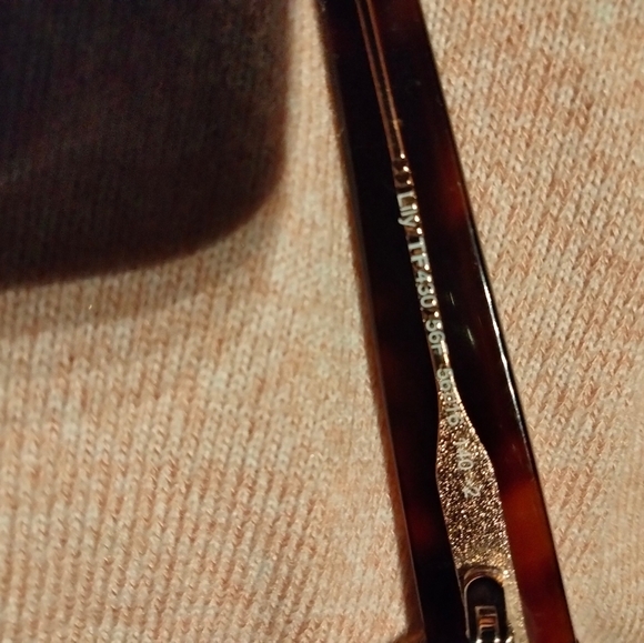 Womens Tom Ford sunglasses - Picture 6 of 7